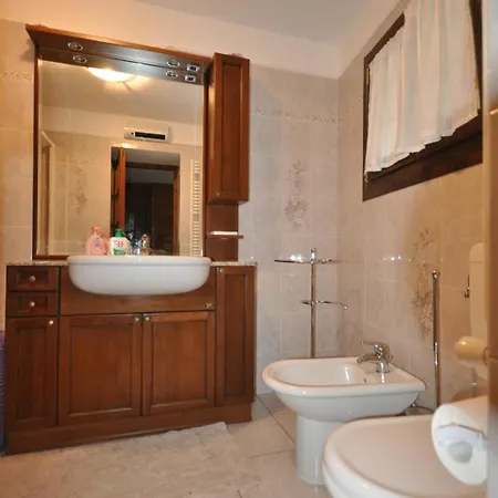 Cat Marvei Villadossola